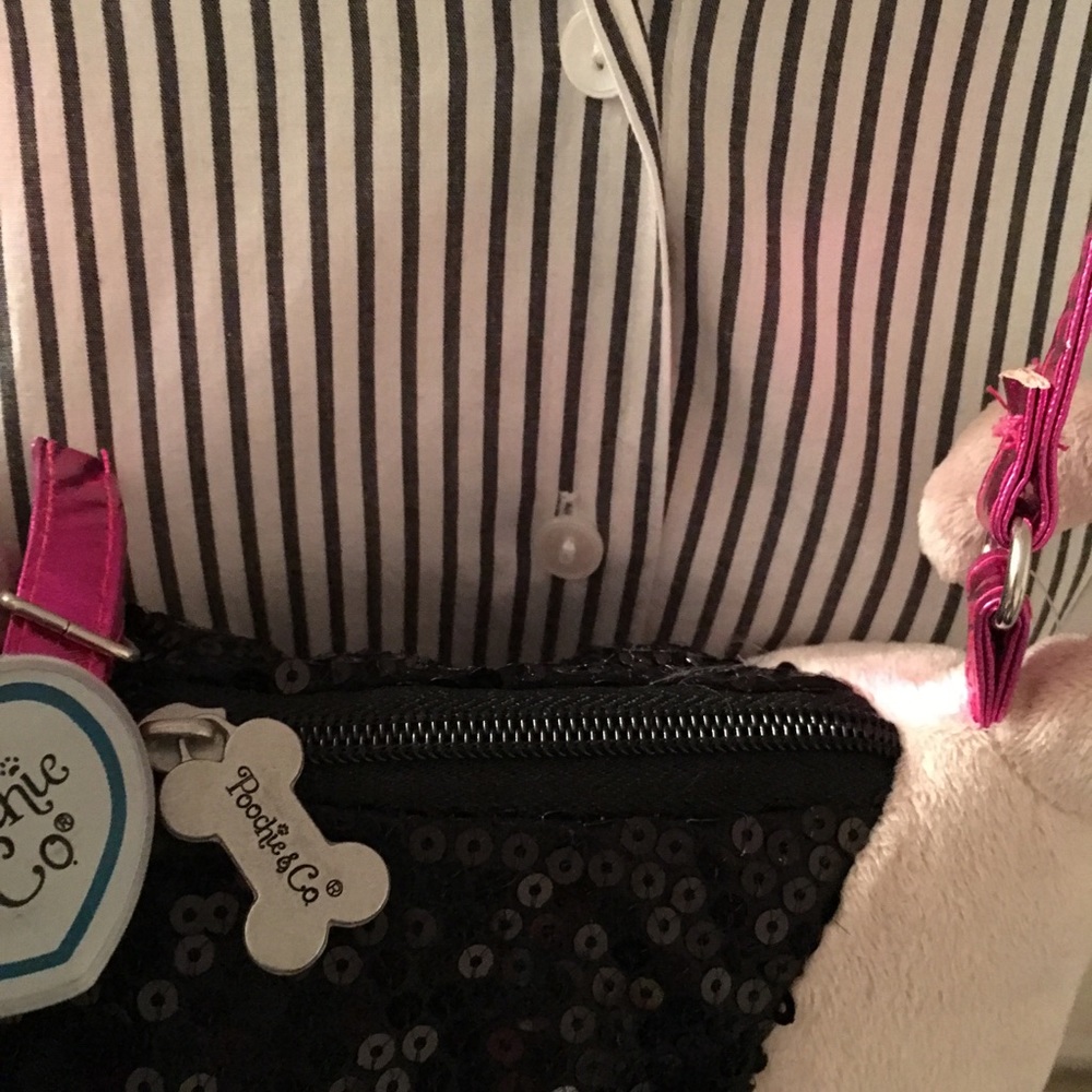 5/$15 Plush Bulldog Puppy Purse - Picture 6 of 8